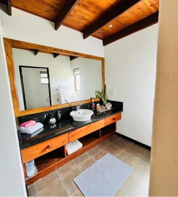 Draaihoek & Restaurant Lodge Elands Bay