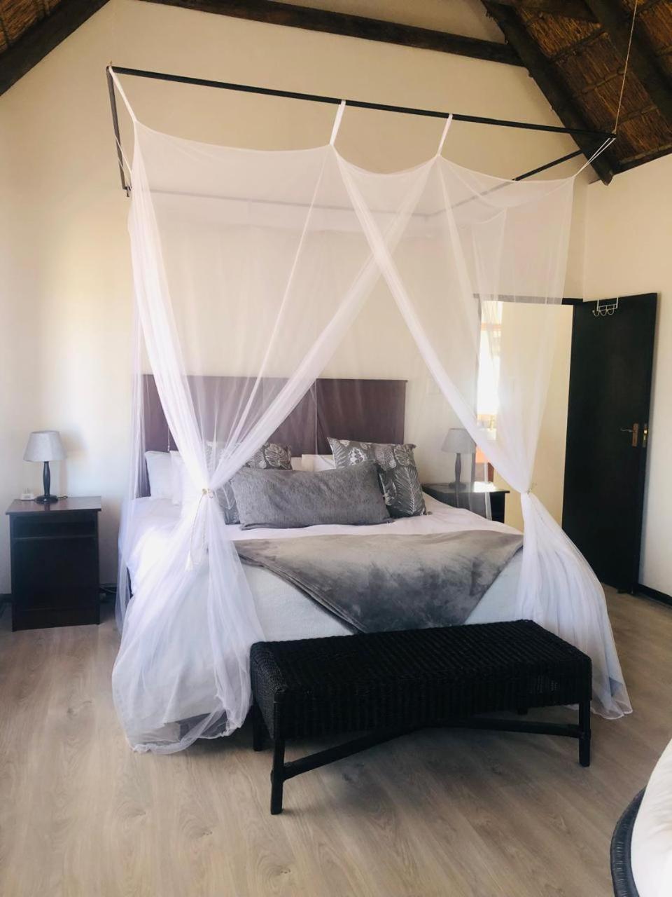 Draaihoek & Restaurant Lodge Elands Bay